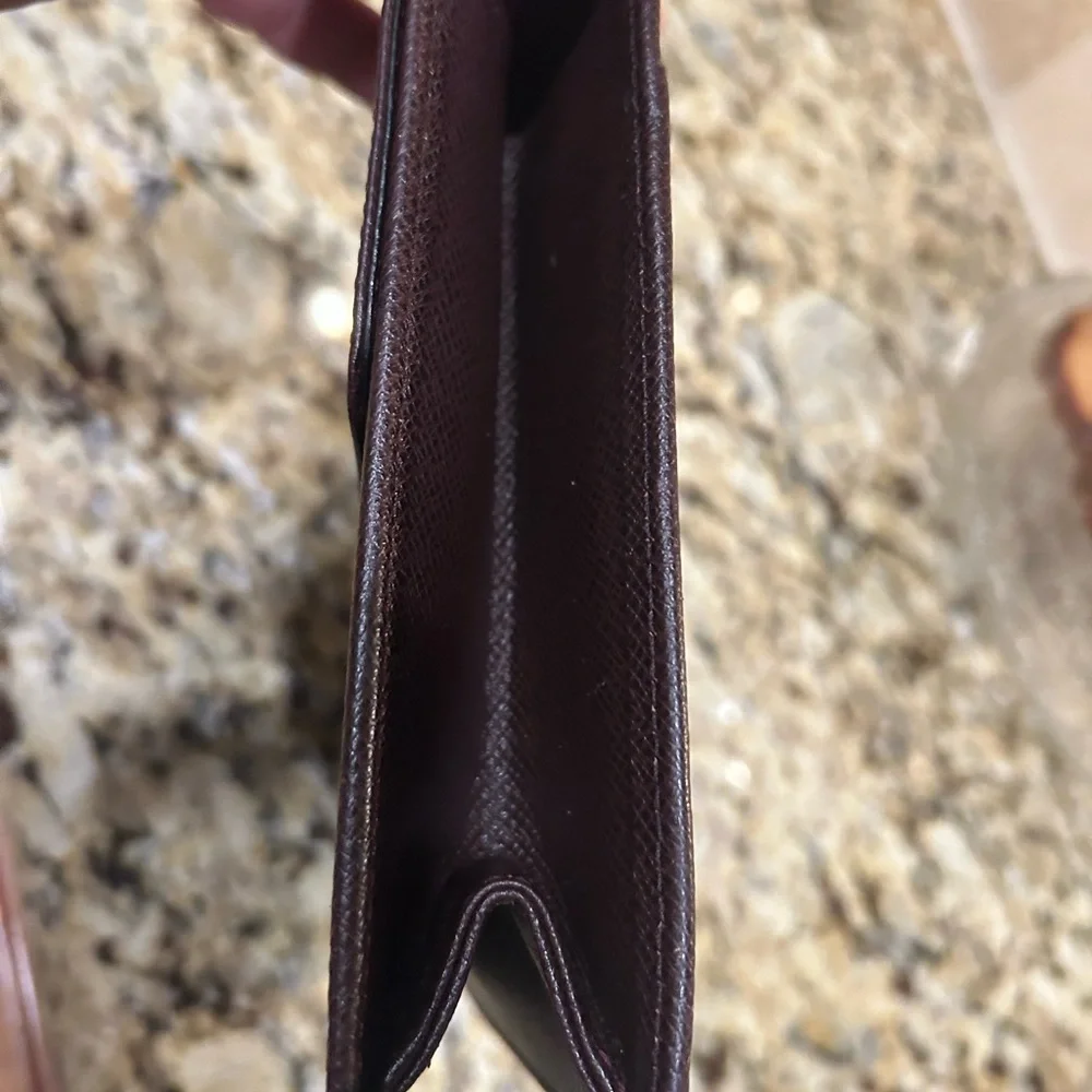 Louis Vuitton Taiga Clade Acajou Clutch Bag Business Unisex Bag LV with coa - Picture 8 of 15